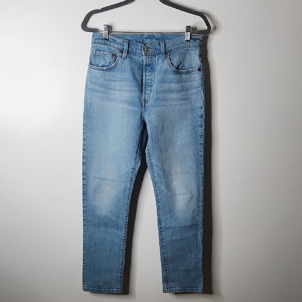 Levis 501 denim jeans button fly Med Wash S40197 W28 L30